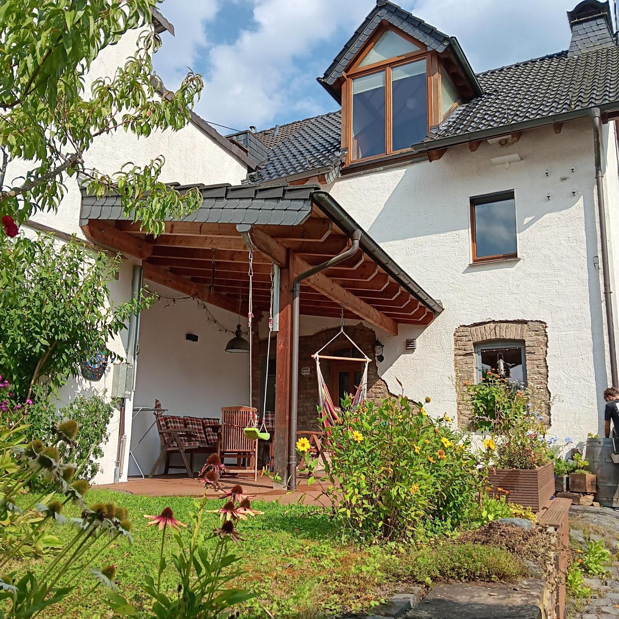 Eifler Brunnenhaus Villa Dumpelfeld ภายนอก รูปภาพ